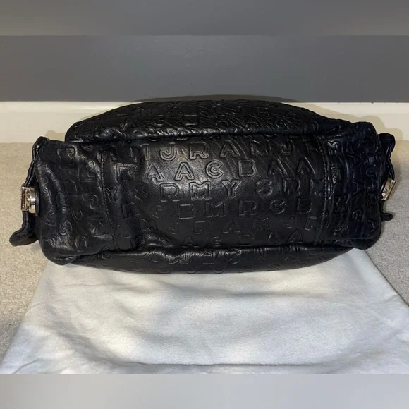 MARC JACOBS Pebbled Leather Hobo Bag - Black - Picture 3 of 11